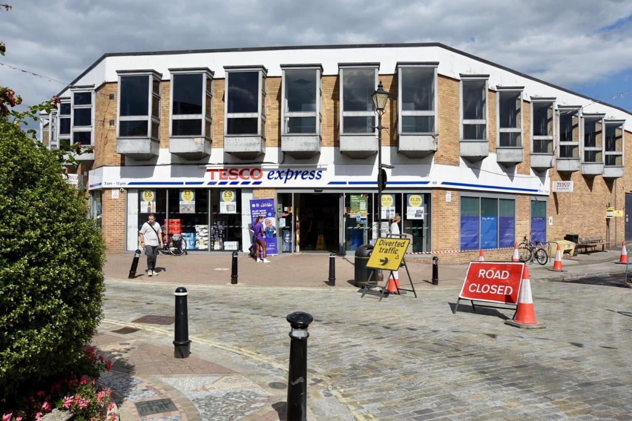 Lancing Apartments - Spacious 2 Bed - Sleeps 6 - Burnham Village Slough Luaran gambar